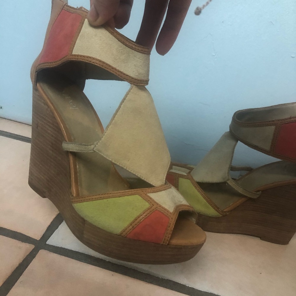 Levity suede wedges women’s size 7